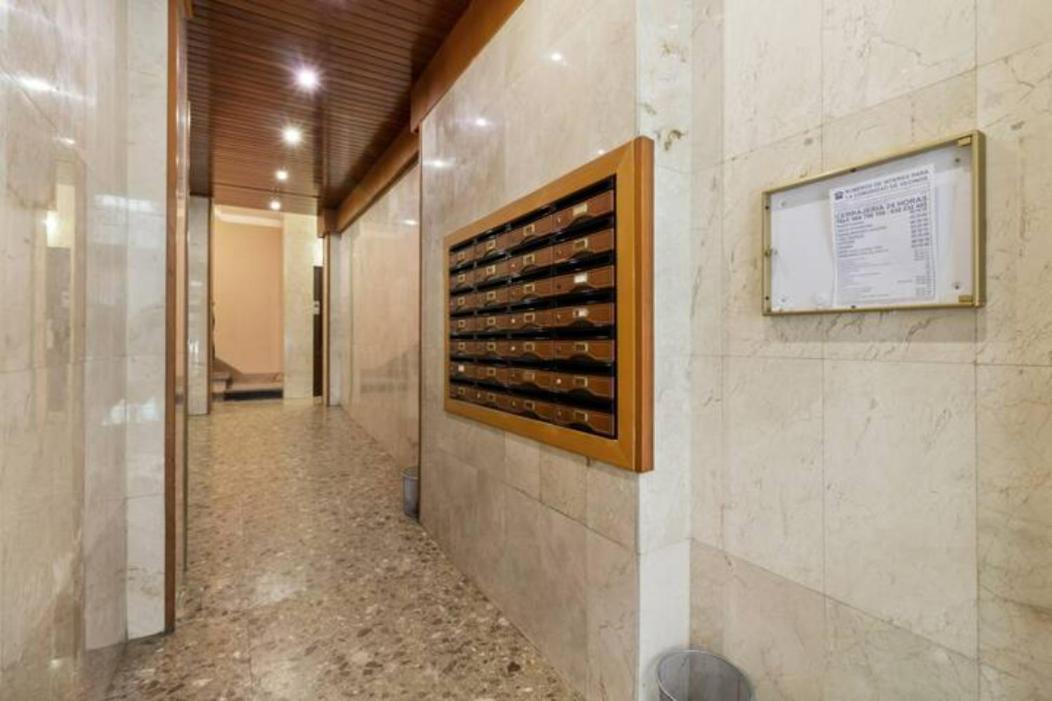 U-nique La Bordeta Apartament *